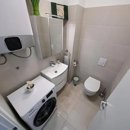 Jacuzzi Panorama Апартаменти Задар