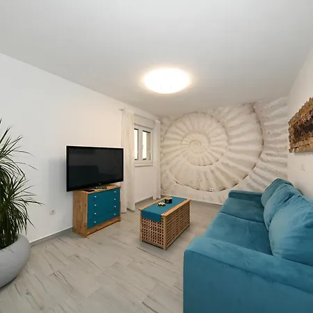 Jacuzzi Panorama Апартаменти Задар