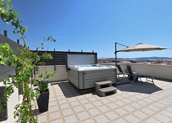 Jacuzzi Panorama Zara